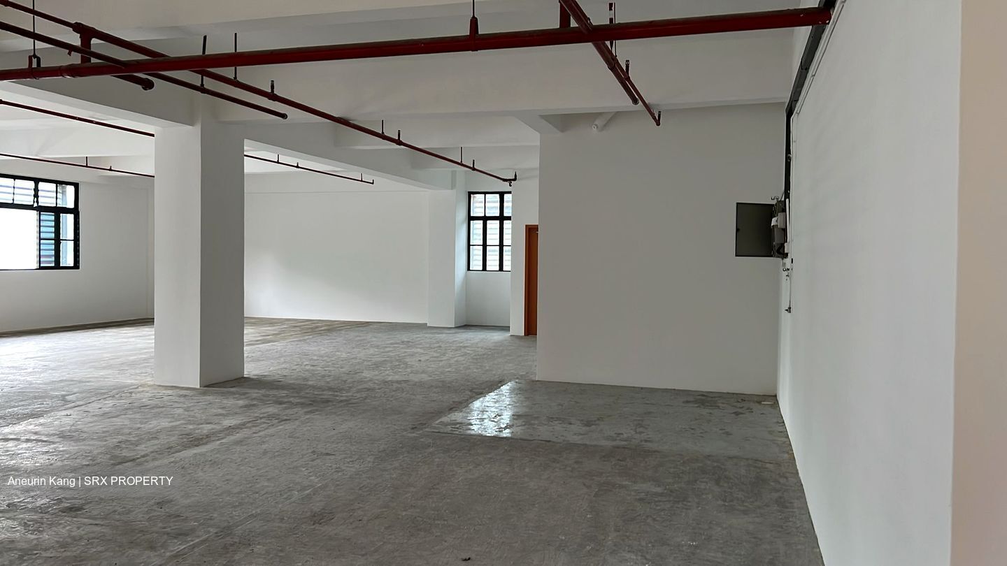 Leong Huat Building (D13), Factory #544585231